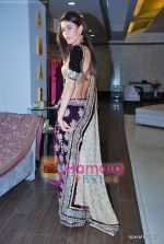 Sucheta Sharma at the preview of Shyamal & Bhumika_s collection in Amara on 10th Sep 2009 (8).JPG